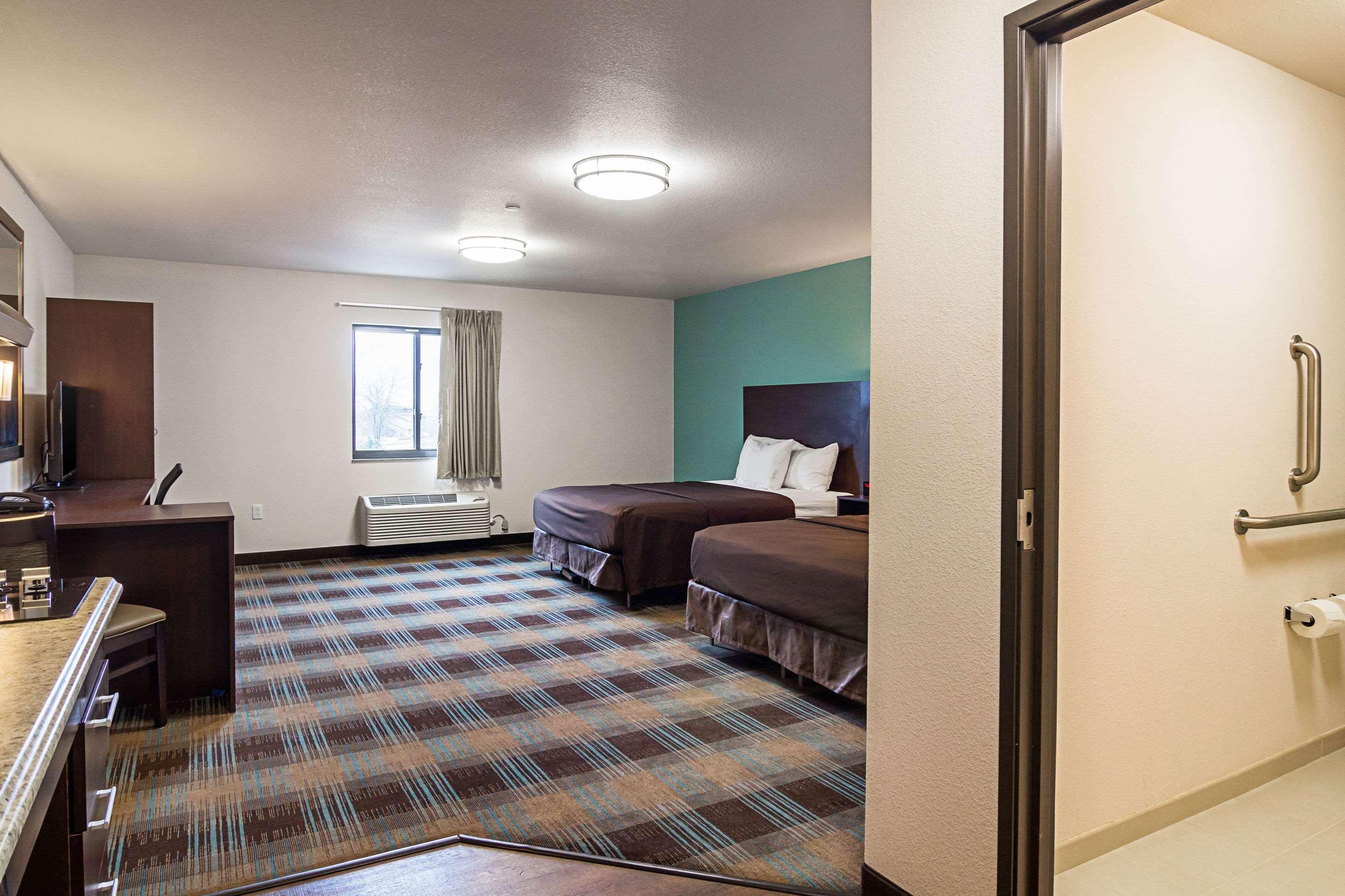 Suburban Studios Monaca - Pittsburgh Экстерьер фото